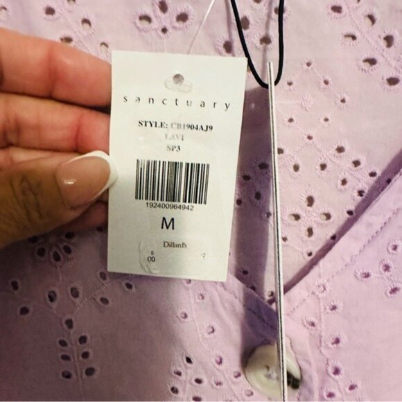 Sanctuary Modern Eyelet V-Neck Blouse – Lavender Ice – Size Medium (NWT) - Picture 9 of 14